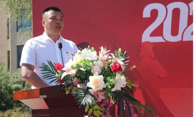 图片14 图片14