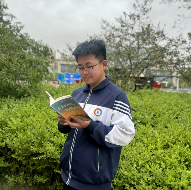 书韵校园・学生荐书 | 《你的坚持，终将美好》