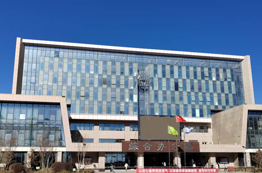 校园文字拼图・课桌旁札 | 校园记忆